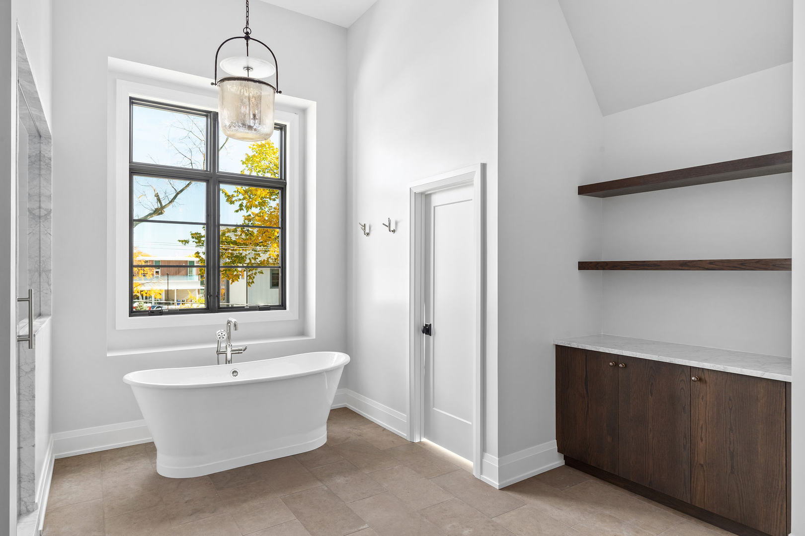 Elmhurst, Illinois 60126, United States, 4 Bedrooms Bedrooms, ,5 BathroomsBathrooms,Residential,Active,45809