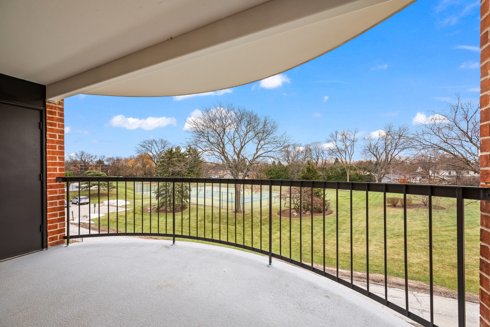 1415 E Central Road 306A