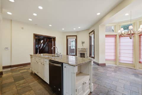 Tiny photo for 1529 W Adams Street, Chicago, IL 60607 (MLS # 12740940)