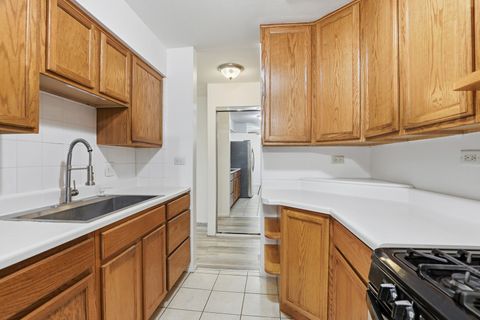 Tiny photo for 1375 Rebecca Drive #213, Hoffman Estates, IL 60169 (MLS # 12502416)