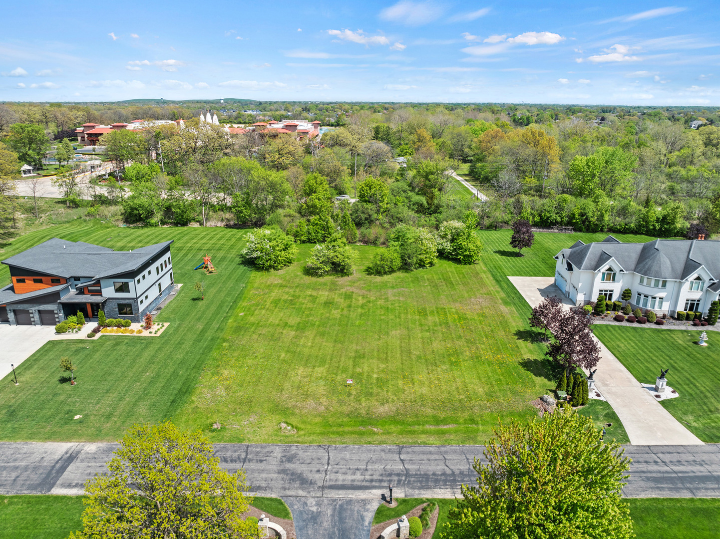 4N707 White Oak Lane