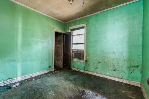Tiny photo for 7206 S Lafayette Avenue, Chicago, IL 60621 (MLS # 12613645)