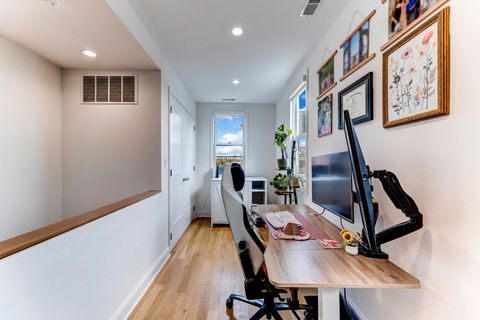 Tiny photo for 1624 S Carpenter Street #3, Chicago, IL 60608 (MLS # 12478221)