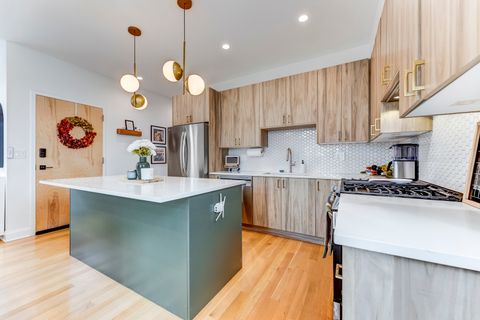 Tiny photo for 1624 S Carpenter Street #3, Chicago, IL 60608 (MLS # 12478221)