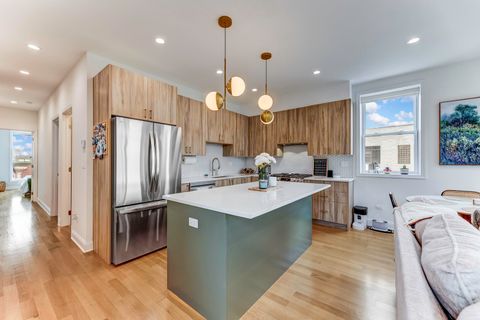 Tiny photo for 1624 S Carpenter Street #3, Chicago, IL 60608 (MLS # 12478221)