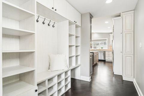 Tiny photo for 627 S Lincoln Lane, Arlington Heights, IL 60005 (MLS # 12604462)