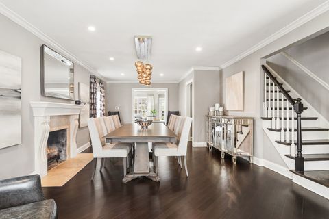 Tiny photo for 627 S Lincoln Lane, Arlington Heights, IL 60005 (MLS # 12604462)