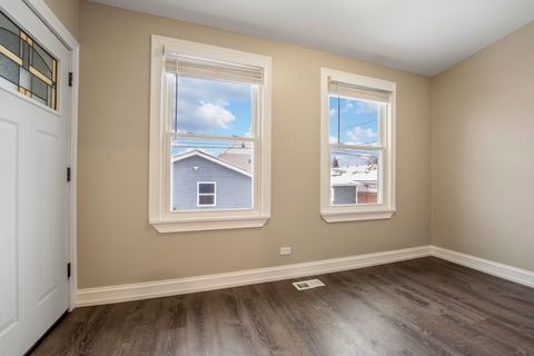Tiny photo for 6243 W Byron Street, Chicago, IL 60634 (MLS # 12595084)