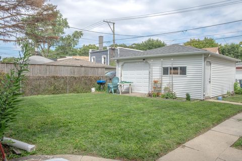 Tiny photo for 1042 Circle Avenue, Forest Park, IL 60130 (MLS # 12558857)