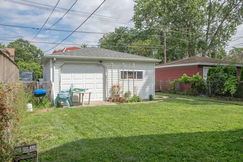 Tiny photo for 1042 Circle Avenue, Forest Park, IL 60130 (MLS # 12558857)