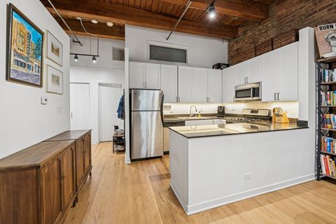 Tiny photo for 300 W Grand Avenue #312, Chicago, IL 60654 (MLS # 12492249)