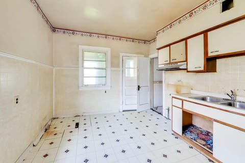 Tiny photo for 1926 S 9th Avenue, Maywood, IL 60153 (MLS # 12674093)