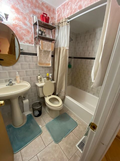 Tiny photo for 728 Inverrary Lane, Deerfield, IL 60015 (MLS # 12598632)