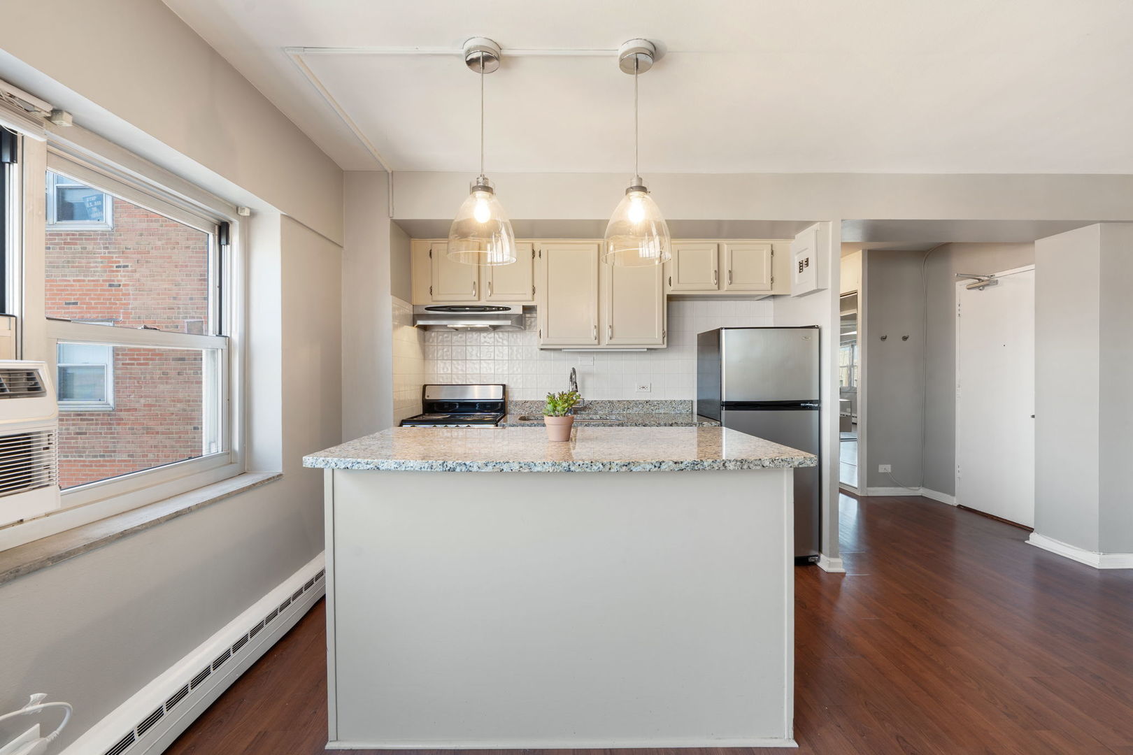 4970 N Marine Drive 825