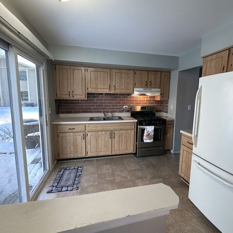 Tiny photo for 5850 Fresno Court #A, Hanover Park, IL 60133 (MLS # 12557264)