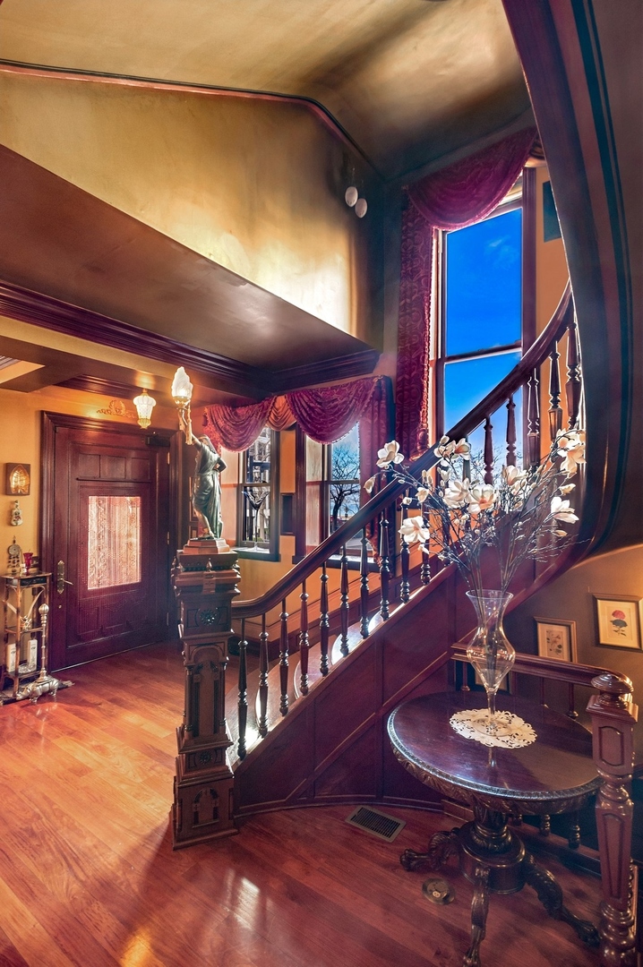 79 E Cedar Street