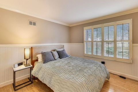 Tiny photo for 220 Thornhill Court #D, Lake Barrington, IL 60010 (MLS # 12497024)