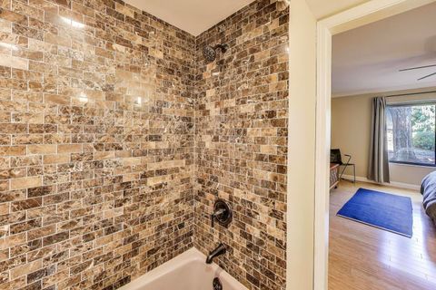 Tiny photo for 220 Thornhill Court #D, Lake Barrington, IL 60010 (MLS # 12497024)