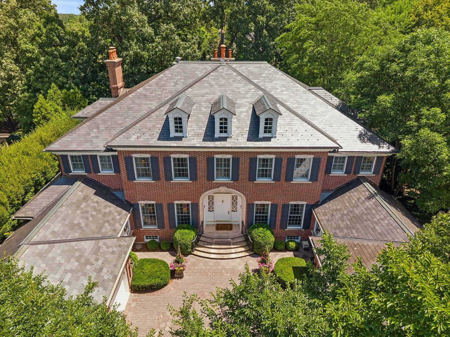 665 Plumtree Road