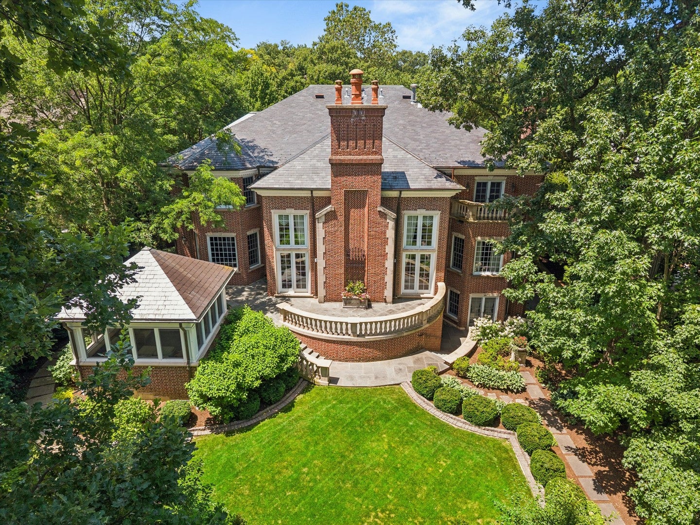 665 Plumtree Road