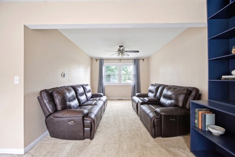 Tiny photo for 1419 N Madlock Court, Elgin, IL 60123 (MLS # 12773739)