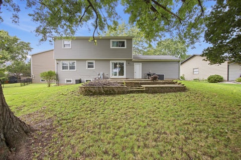 Tiny photo for 1419 N Madlock Court, Elgin, IL 60123 (MLS # 12773739)