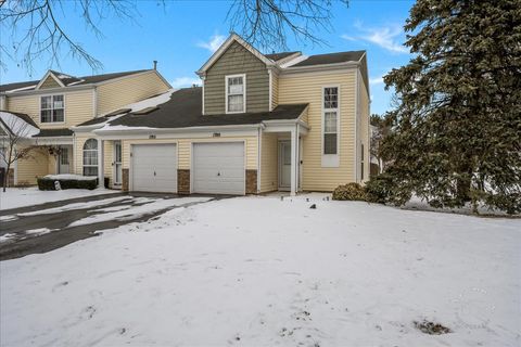 Photo of 1780 College Green Drive, Elgin, IL 60123 (MLS # 12558991)