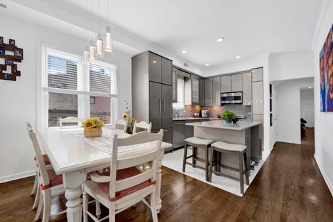 Tiny photo for 540 W Oakdale Avenue #3W, Chicago, IL 60657 (MLS # 12671416)