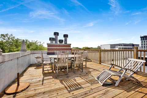 Tiny photo for 540 W Oakdale Avenue #3W, Chicago, IL 60657 (MLS # 12671416)