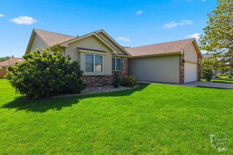 Tiny photo for 612 Madison Avenue, Bradley, IL 60915 (MLS # 12692291)