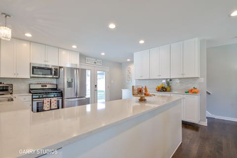 Tiny photo for 441 S Yale Avenue, Addison, IL 60101 (MLS # 12721374)