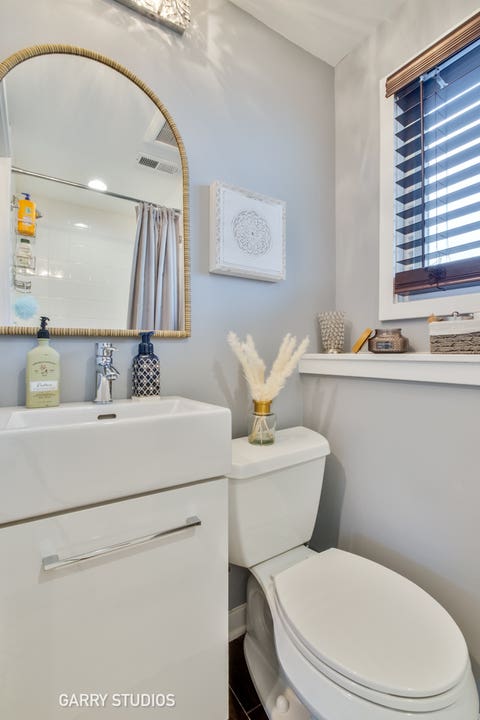 Tiny photo for 441 S Yale Avenue, Addison, IL 60101 (MLS # 12721374)