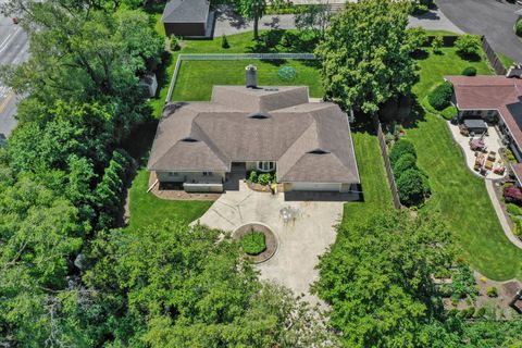 A home in La Grange