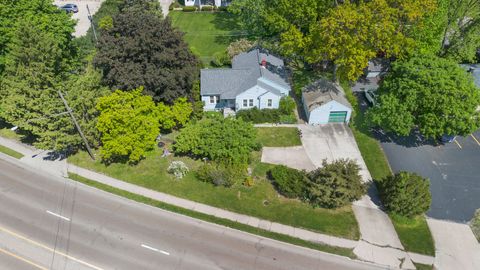 Tiny photo for 1968 Columbus Street, Ottawa, IL 61350 (MLS # 12651241)