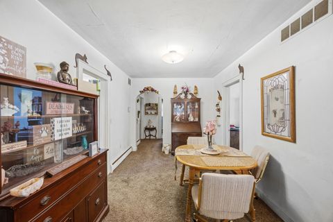 Tiny photo for 1968 Columbus Street, Ottawa, IL 61350 (MLS # 12651241)
