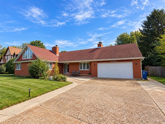 2323 N SHERIDAN RD, WAUKEGAN, IL 60087 - Image fd101d8dce16f6b52cd714f838658be4/507767253
