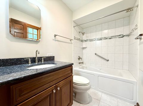 Tiny photo for 1960 Pinehurst Court, Libertyville, IL 60048 (MLS # 12423835)