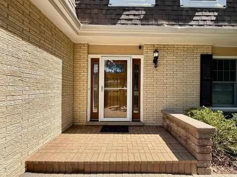 Tiny photo for 1960 Pinehurst Court, Libertyville, IL 60048 (MLS # 12423835)