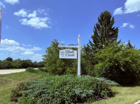 Tiny photo for 1960 Pinehurst Court, Libertyville, IL 60048 (MLS # 12423835)
