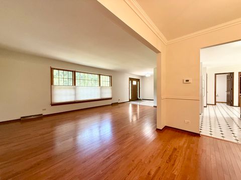 Tiny photo for 1960 Pinehurst Court, Libertyville, IL 60048 (MLS # 12423835)