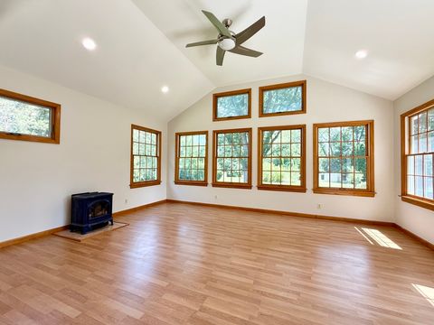 Tiny photo for 1960 Pinehurst Court, Libertyville, IL 60048 (MLS # 12423835)