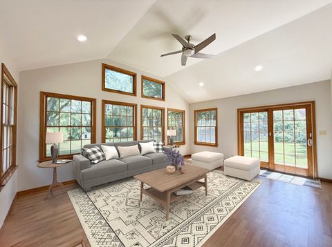 Tiny photo for 1960 Pinehurst Court, Libertyville, IL 60048 (MLS # 12423835)