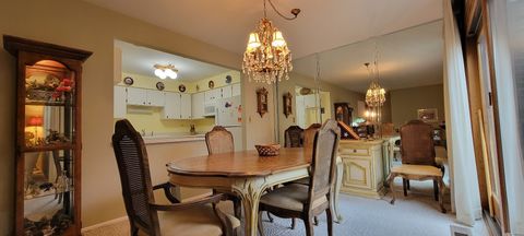 Tiny photo for 2088 Creekside Drive #-, Wheaton, IL 60189 (MLS # 12494401)