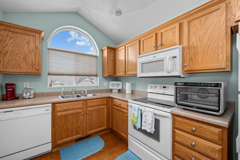 Tiny photo for 1133 33rd Avenue Circle, Silvis, IL 61282 (MLS # 12606121)