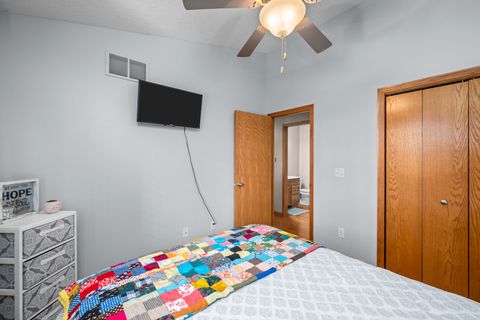 Tiny photo for 1133 33rd Avenue Circle, Silvis, IL 61282 (MLS # 12606121)