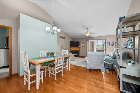 Tiny photo for 1133 33rd Avenue Circle, Silvis, IL 61282 (MLS # 12606121)