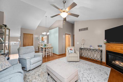 Tiny photo for 1133 33rd Avenue Circle, Silvis, IL 61282 (MLS # 12606121)