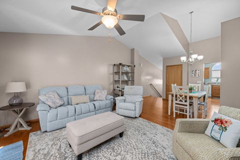 Tiny photo for 1133 33rd Avenue Circle, Silvis, IL 61282 (MLS # 12606121)