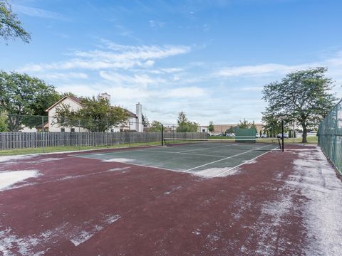 Tiny photo for 907 S Williams Street #212, Westmont, IL 60559 (MLS # 12492205)