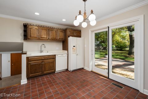 Tiny photo for 6937 Parkview Drive, Downers Grove, IL 60516 (MLS # 12451599)